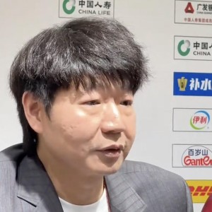 开云体育下载-邱彪：对不起球迷的支持，希望大家包容这些拼尽全力的球员们